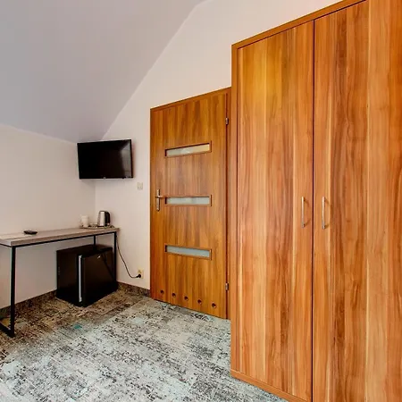 Bed and breakfast Pod Debem Kompleks Zeglarsko-rekreacyjny Ruciane-Nida