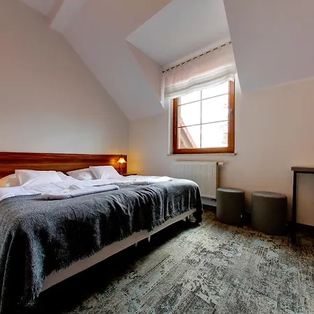 Pod Debem Kompleks Zeglarsko-rekreacyjny Ruciane-Nida