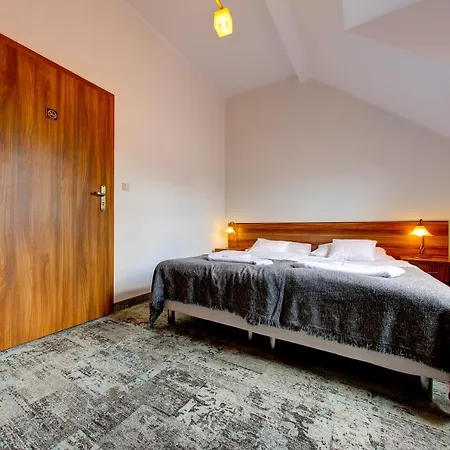 Pod Debem Kompleks Zeglarsko-rekreacyjny 3* Ruciane-Nida