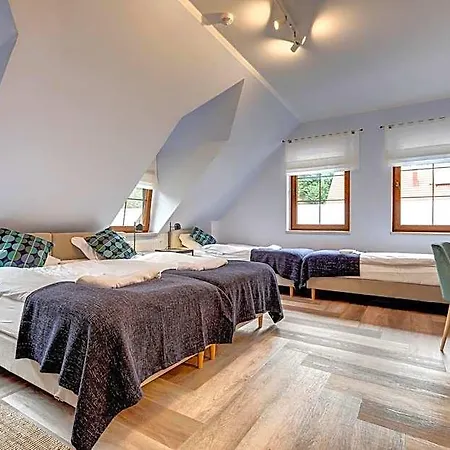 Bed & Breakfast Pod Debem Kompleks Zeglarsko-rekreacyjny Ruciane-Nida