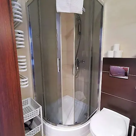 Pod Debem Kompleks Zeglarsko-rekreacyjny 3* Ruciane-Nida