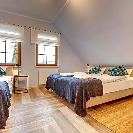Bed & Breakfast Pod Debem Kompleks Zeglarsko-rekreacyjny 3*