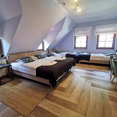 Bed & Breakfast Pod Debem Kompleks Zeglarsko-rekreacyjny 3*