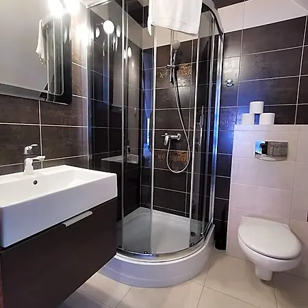 Pod Debem Kompleks Zeglarsko-rekreacyjny 3* Ruciane-Nida