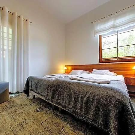 Pod Debem Kompleks Zeglarsko-rekreacyjny Bed & Breakfast