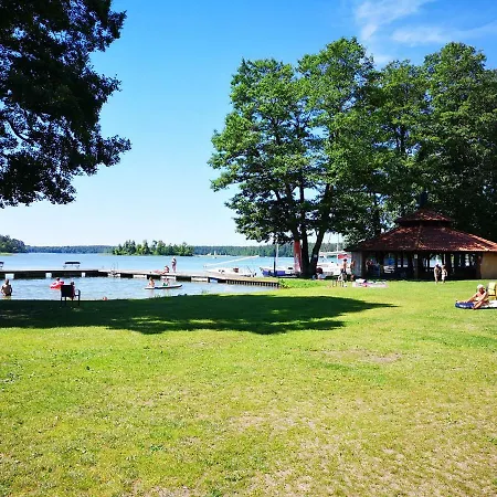 Pod Debem Kompleks Zeglarsko-rekreacyjny 3*